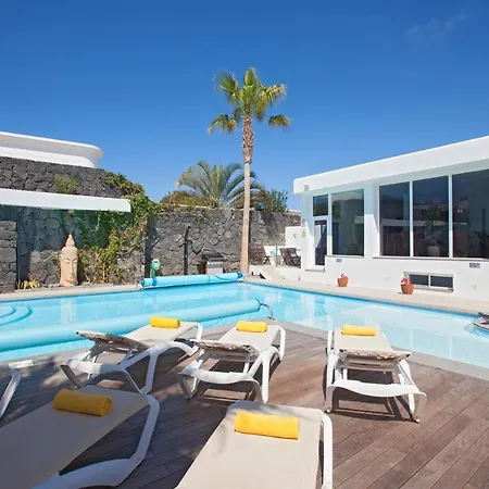 Casa Terrero Dos - 6 Bedroom - Heated Pool - Pool Table - Jacuzzi - Separate Annex Villa Puerto del Carmen (Lanzarote)