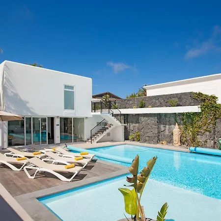 Casa Terrero Dos - 6 Bedroom - Heated Pool - Pool Table - Jacuzzi - Separate Annex *