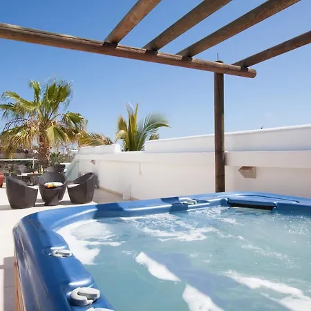 Villa Casa Terrero Dos - 6 Bedroom - Heated Pool - Pool Table - Jacuzzi - Separate Annex